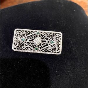 Victorian Emerald and White Gold 14K Brooch